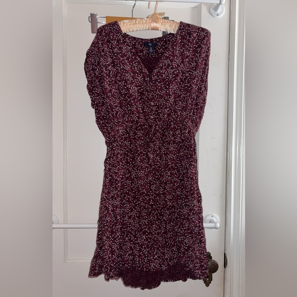 GAP Red Sheath Dress Sleeveless V-Neck Casual
